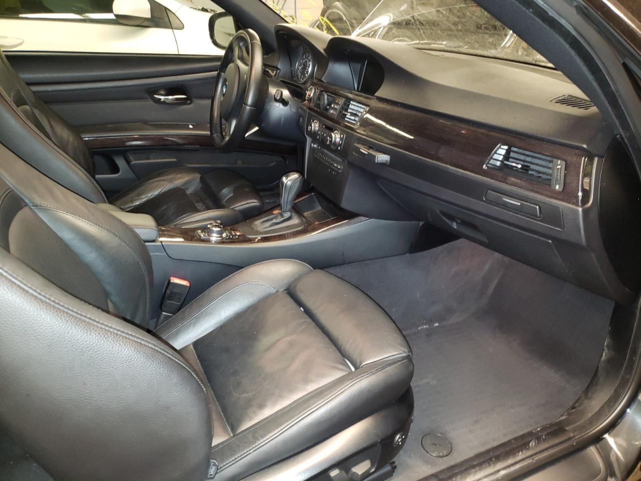 Photo 5 from auction – 2012 BMW 335 I with VIN WBAKG7C54CE802592