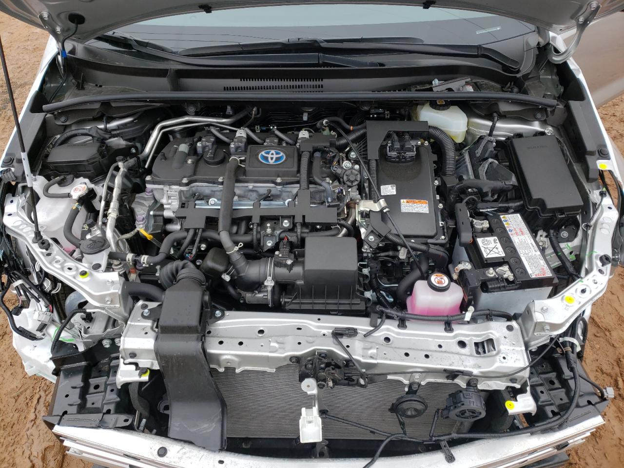 Photo 12 from auction – 2022 TOYOTA COROLLA LE with VIN JTDEAMDE4NJ043368