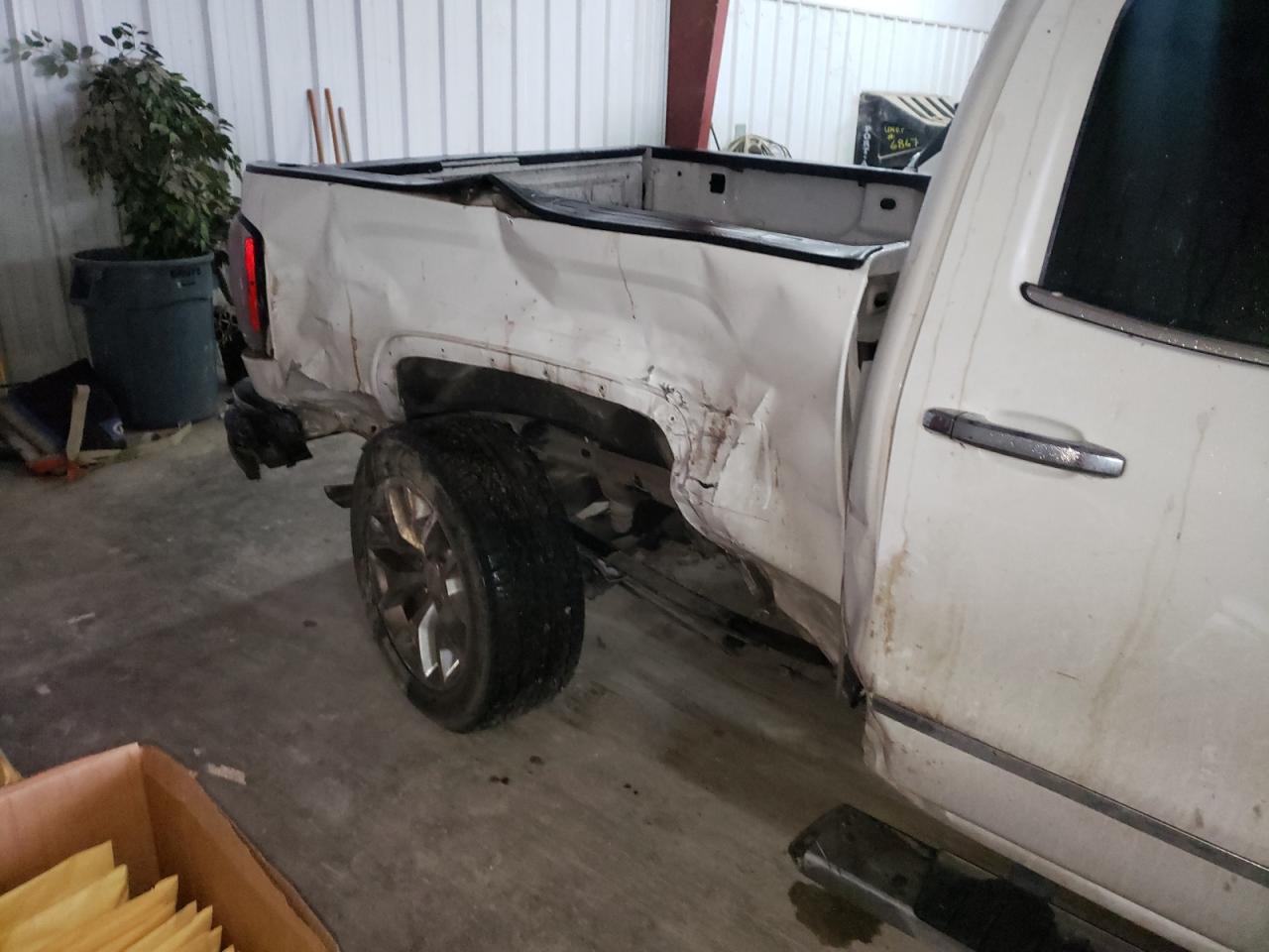 Photo 9 from auction – 2017 GMC SIERRA C15 with VIN 3GTP1NEC6HG249552