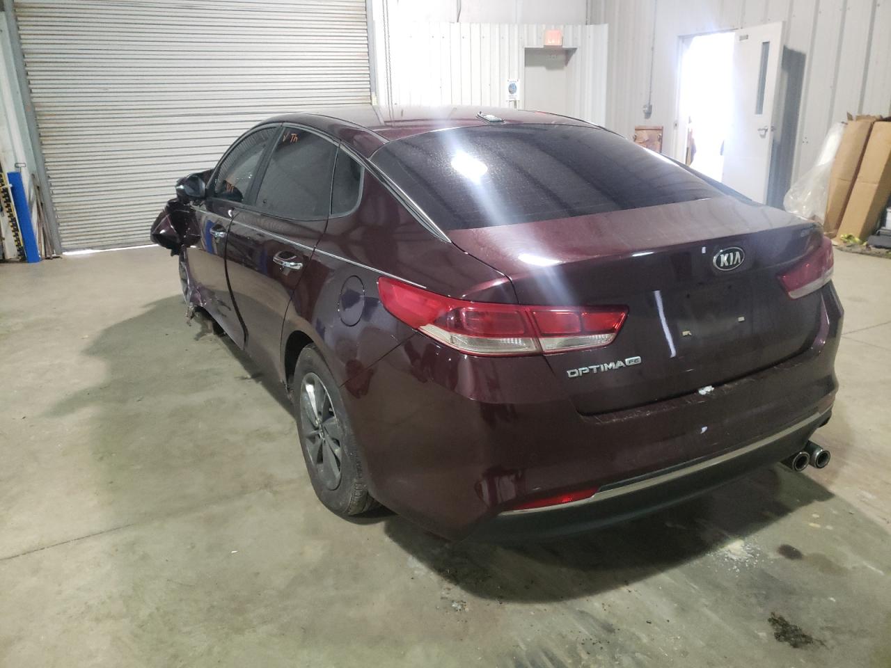 Photo 3 from auction – 2016 KIA OPTIMA LX with VIN 5XXGT4L38GG115652