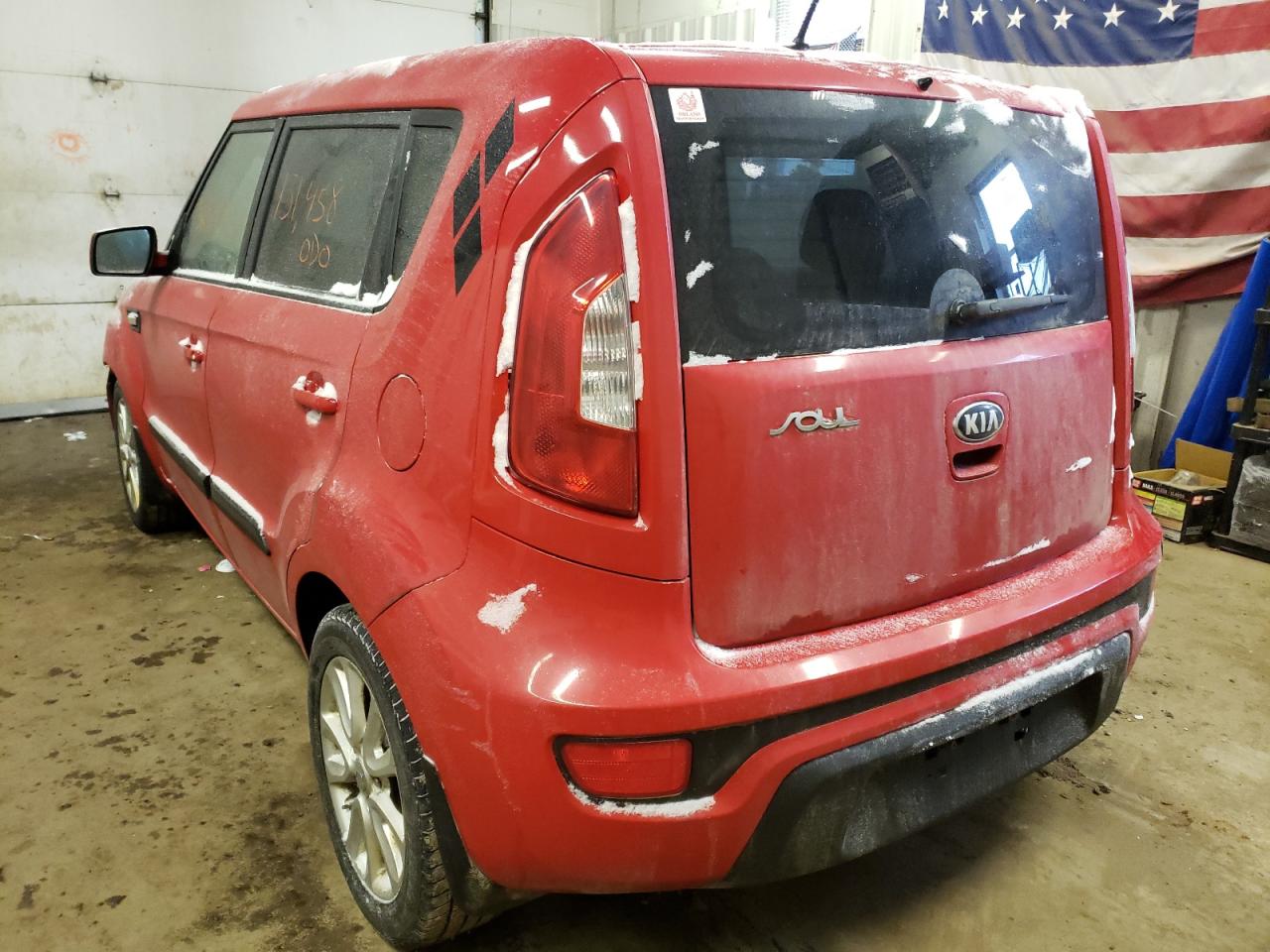 Photo 3 from auction – 2013 KIA SOUL with VIN KNDJT2A5XD7614407