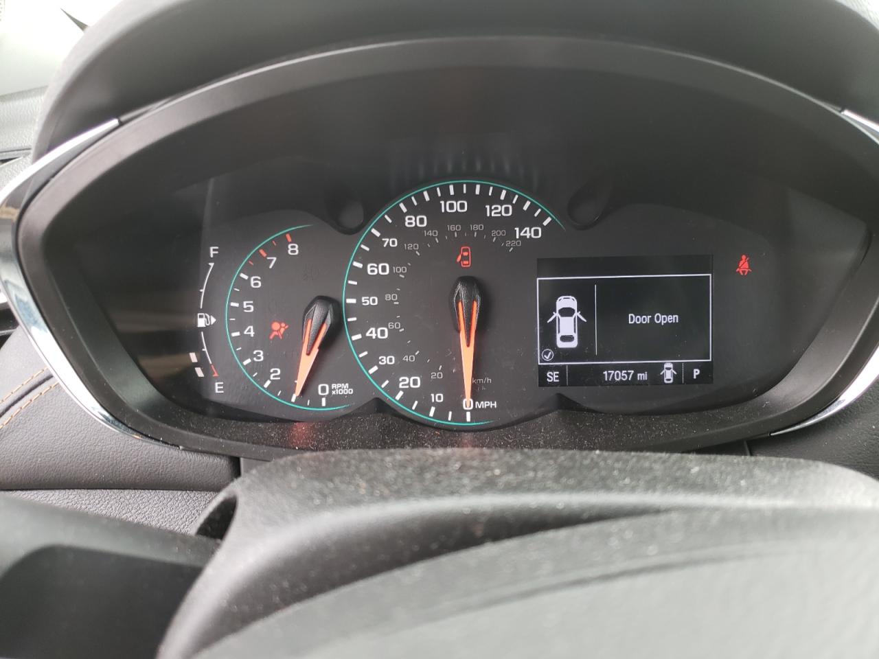 Photo 8 from auction – 2020 CHEVROLET TRAX 1LT with VIN 3GNCJLSB5LL173263