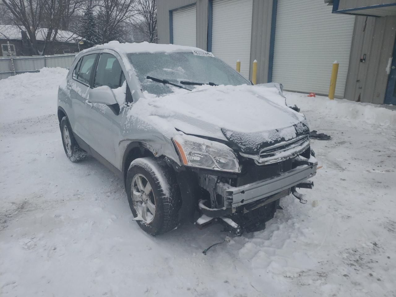 CHEVROLET TRAX 1LS 2015 with VIN KL7CJPSB6FB073577 - Photo from auction