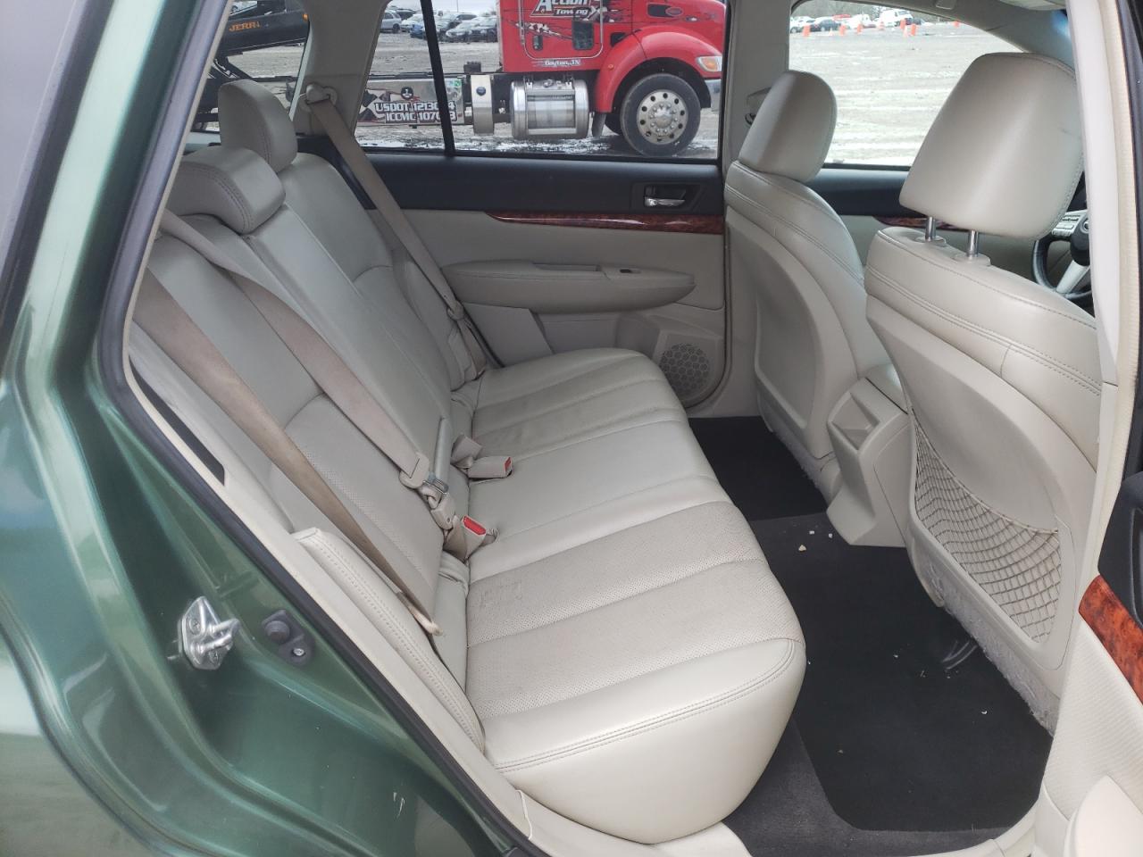 Foto 6 de la subasta – 2010 SUBARU OUTBACK 2. con VIN 4S4BRBJC1A3324122