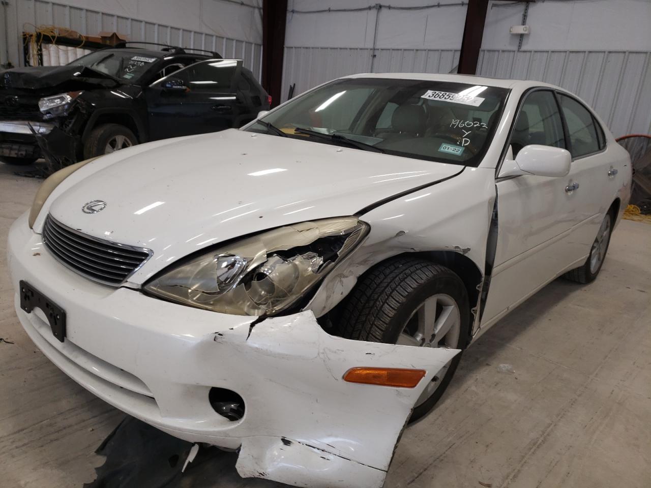 Photo 2 from auction – 2005 LEXUS ES 330 with VIN JTHBA30G255140256