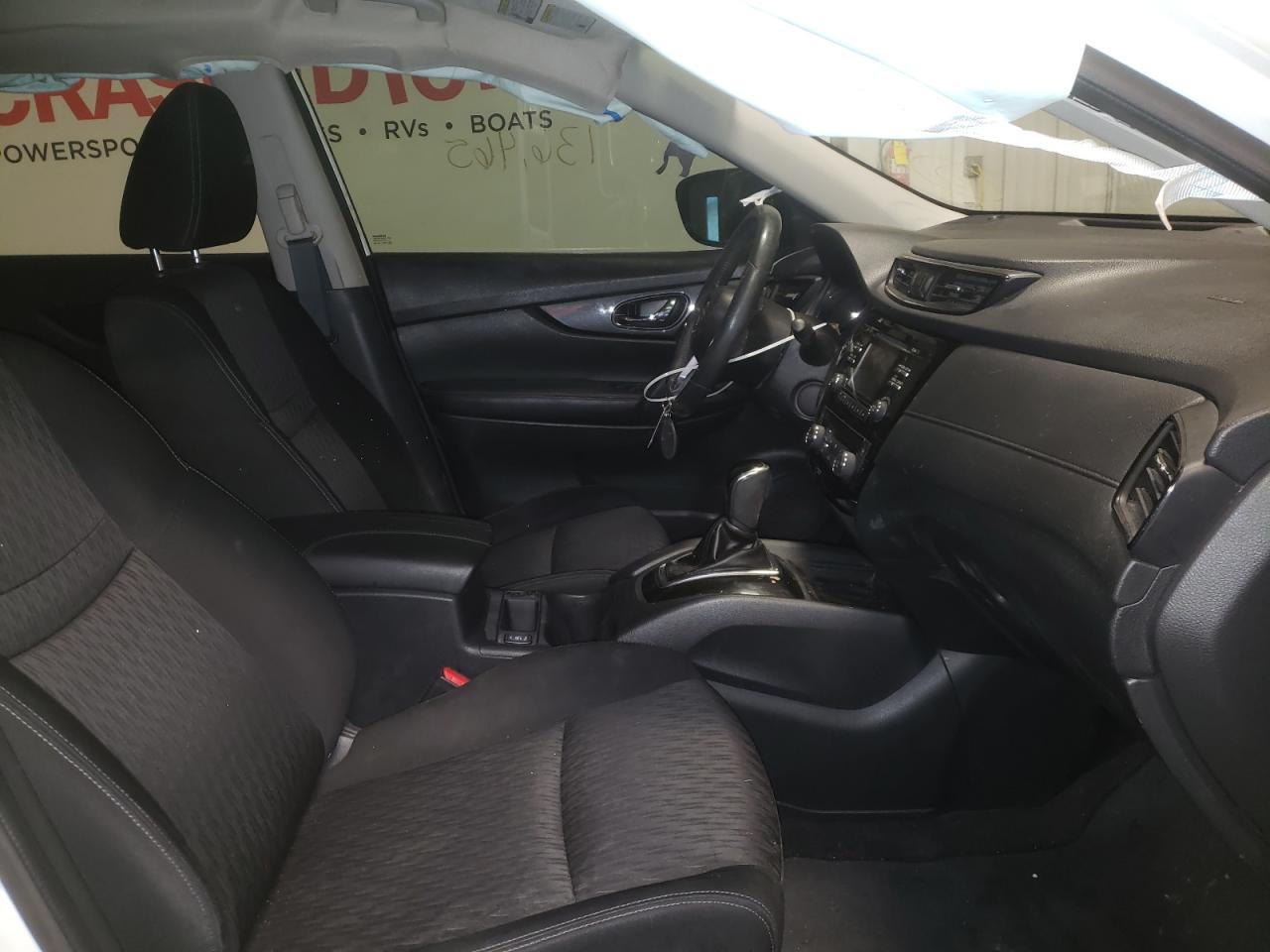 Photo 5 from auction – 2017 NISSAN ROGUE S with VIN KNMAT2MT8HP509851