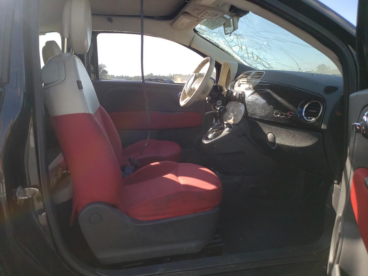 Photo 5 from auction – 2012 FIAT 500 POP with VIN 3C3CFFDR4CT223449