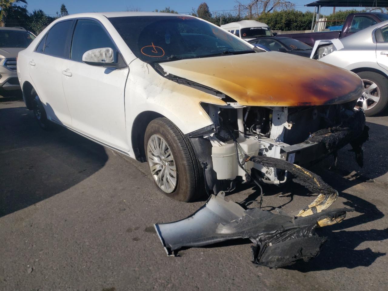 TOYOTA CAMRY BASE 2012 مع رقم تعريف المركبة 4T1BF1FK8CU515181 - صورة من المزاد