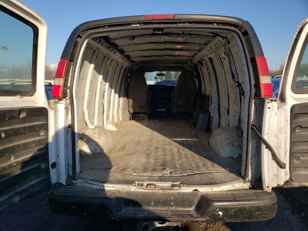 Photo 6 from auction – 2008 CHEVROLET EXPRESS G2 with VIN 1GCGG29C681123245