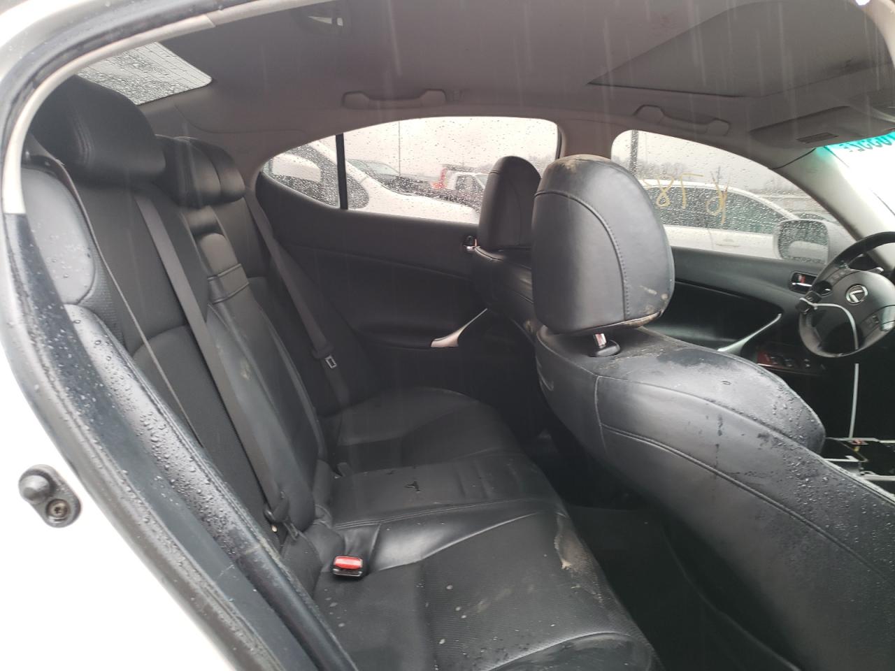 Photo 6 from auction – 2006 LEXUS IS 350 with VIN JTHBE262X62006530