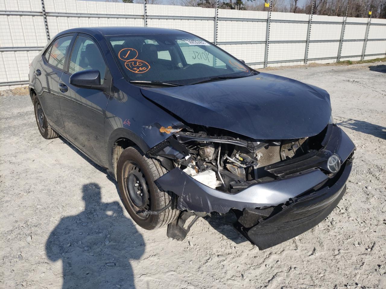 TOYOTA COROLLA L 2017 with VIN 2T1BURHE2HC960200 - Photo from auction