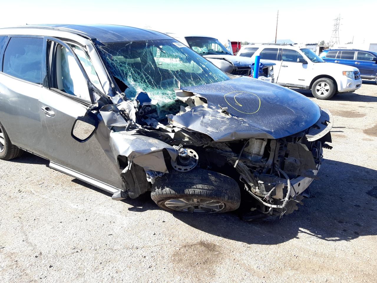 Photo 9 from auction – 2015 NISSAN PATHFINDER with VIN 5N1AR2MN5FC630644
