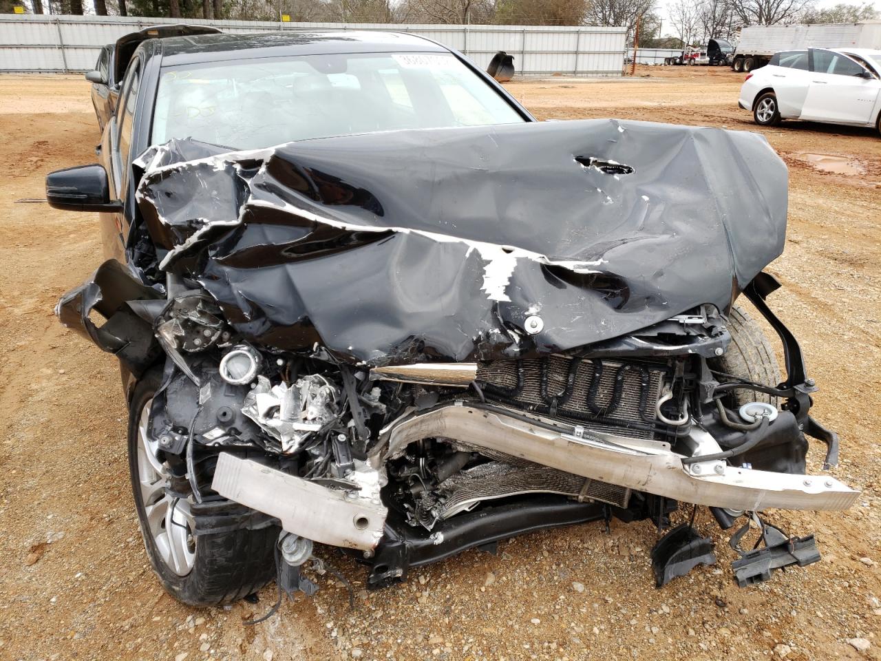 Photo 9 from auction – 2011 MERCEDES-BENZ E 350 4MAT with VIN WDDHF8HB5BA404209