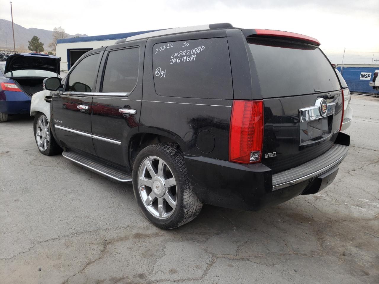 Photo 3 from auction – 2013 CADILLAC ESCALADE with VIN 1GYS3AEF9DR191738
