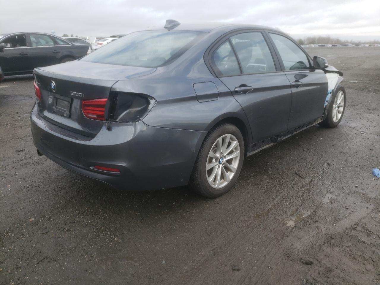 Photo 4 from auction – 2018 BMW 320 XI with VIN WBA8E5G58JNU46269