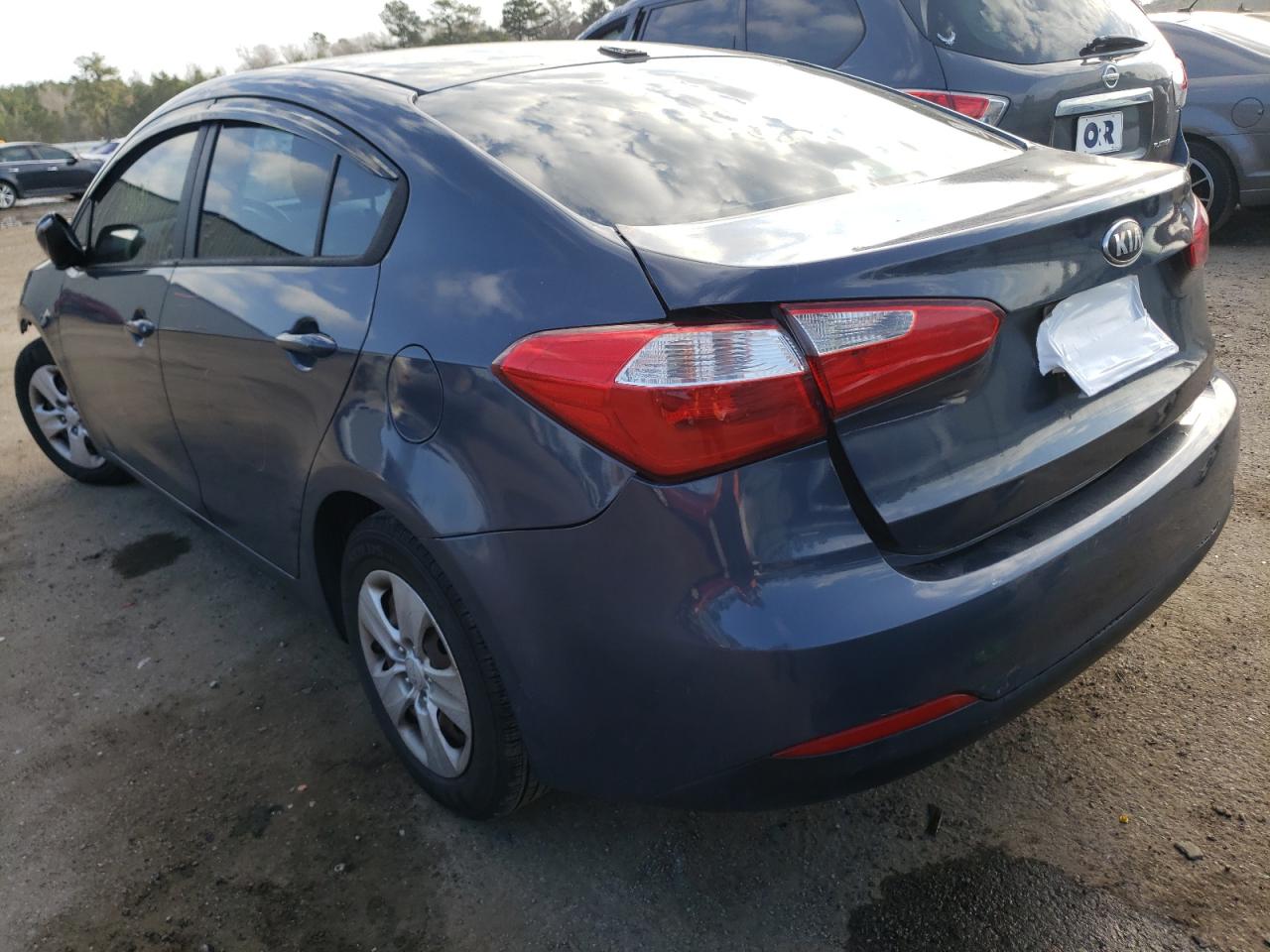 Photo 3 from auction – 2015 KIA FORTE LX with VIN KNAFX4A61F5323482