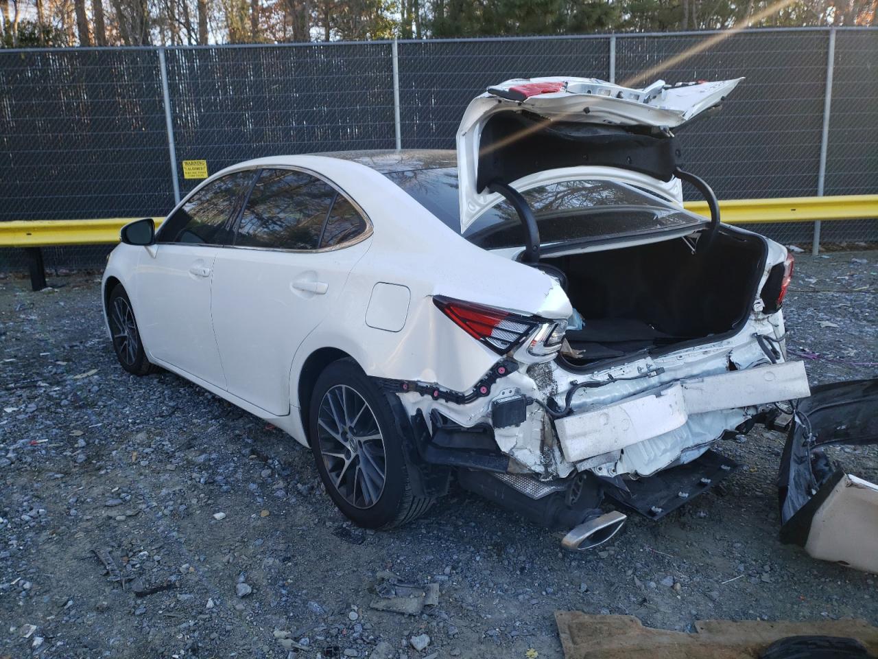 Photo 3 from auction – 2017 LEXUS ES 350 with VIN JTHBK1GG7H2254640