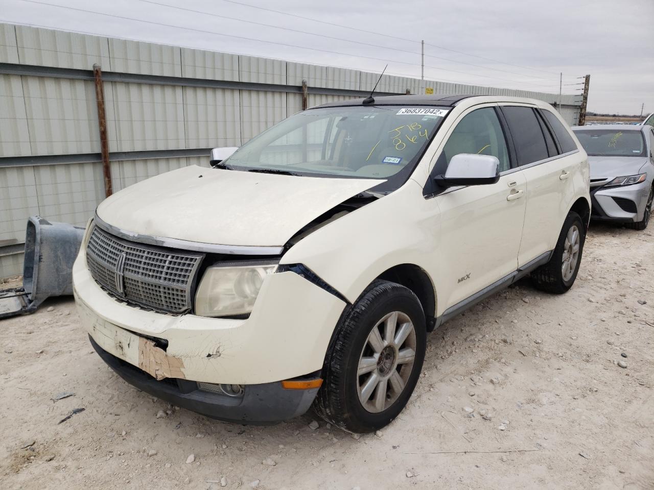 Photo 2 from auction – 2007 LINCOLN MKX with VIN 2LMDU68CX7BJ18864