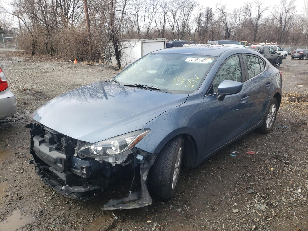 Photo 2 from auction – 2015 MAZDA 3 TOURING with VIN 3MZBM1V79FM228168
