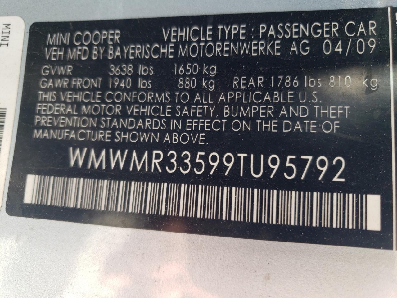 Photo 10 from auction – 2009 MINI COOPER with VIN WMWMR33599TU95792