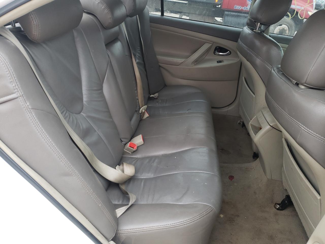 Photo 6 from auction – 2011 TOYOTA CAMRY BASE with VIN 4T4BF3EK8BR117129