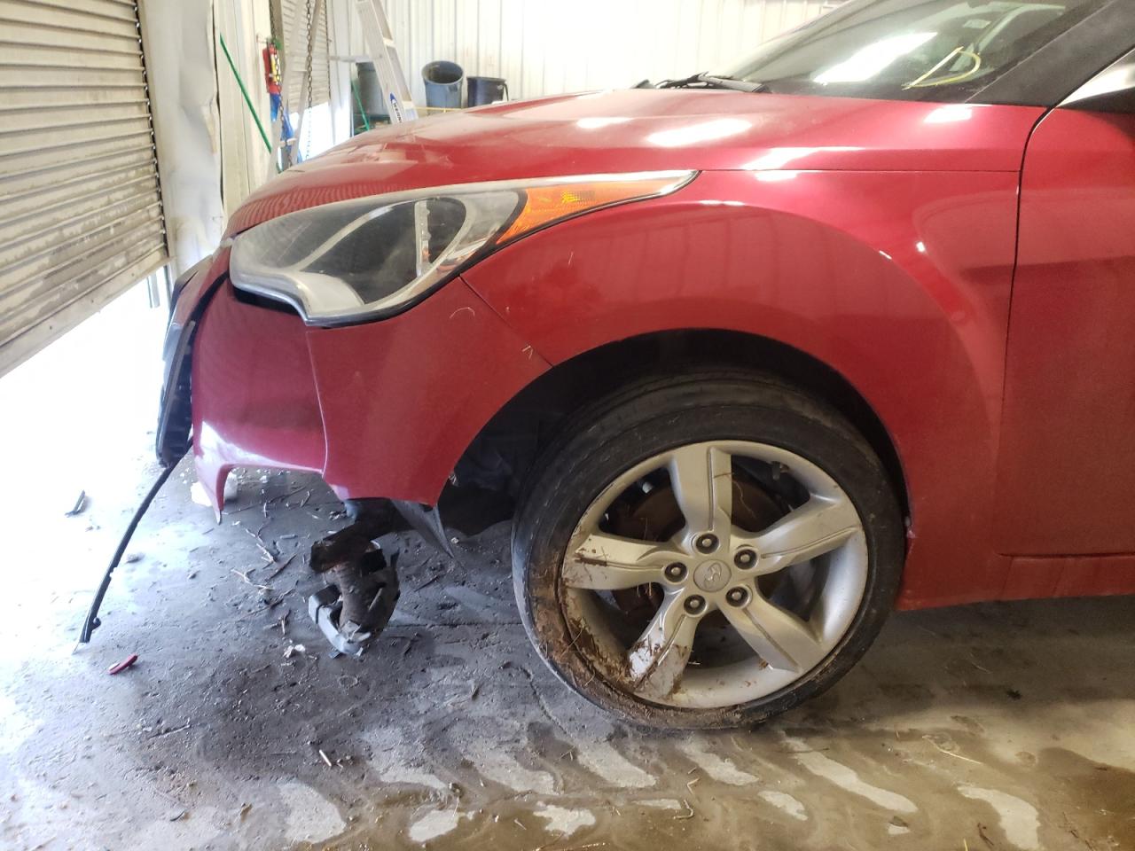 Photo 9 from auction – 2015 HYUNDAI VELOSTER with VIN KMHTC6AD4FU229075