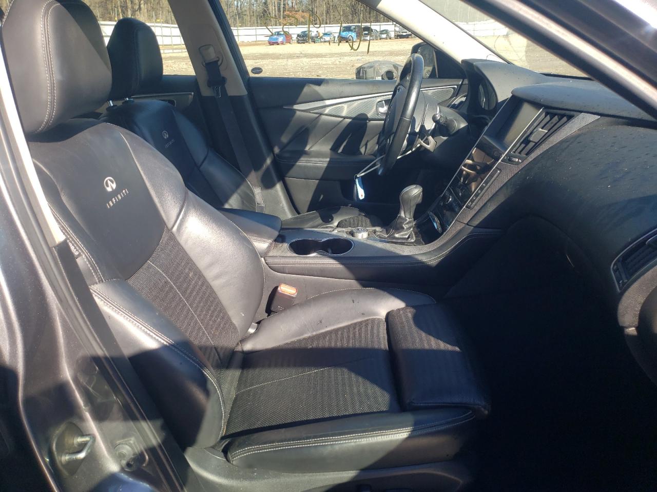 Photo 5 from auction – 2014 INFINITI Q50 BASE with VIN JN1BV7ARXEM707433