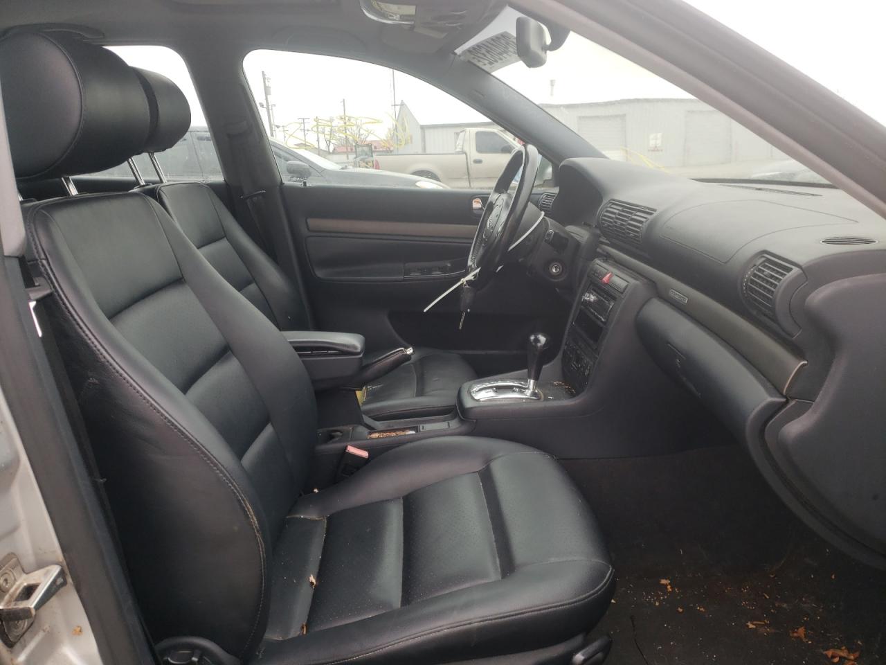 Photo 5 from auction – 2000 AUDI A4 1.8T QU with VIN WAUDC68D5YA182798