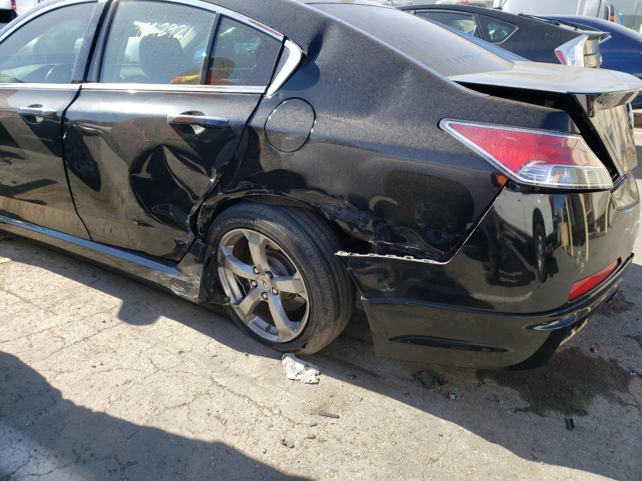 Photo 9 from auction – 2010 ACURA TL with VIN 19UUA9F54AA003678