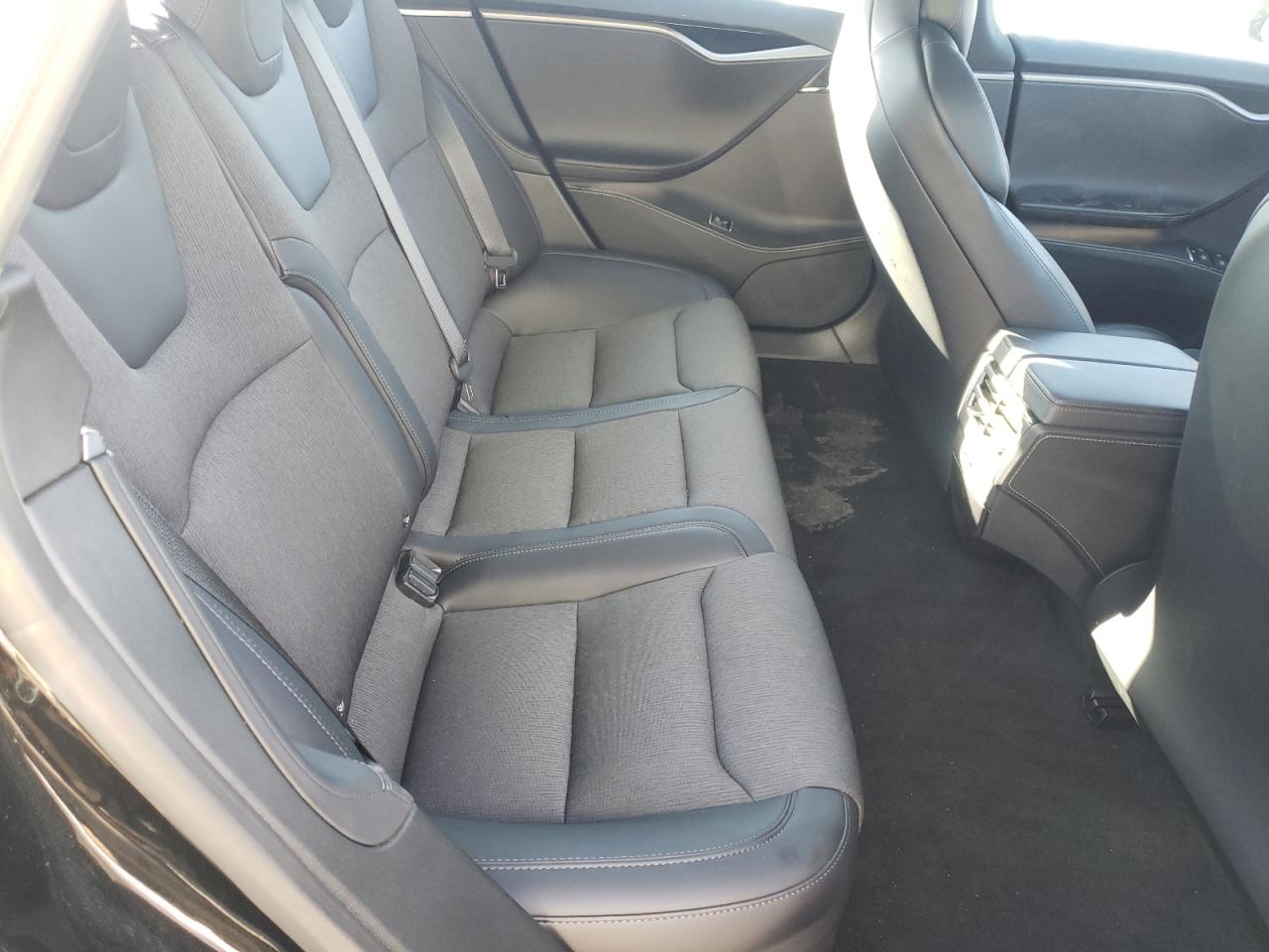 Photo 6 from auction – 2018 TESLA MODEL S with VIN 5YJSA1E25JF285495