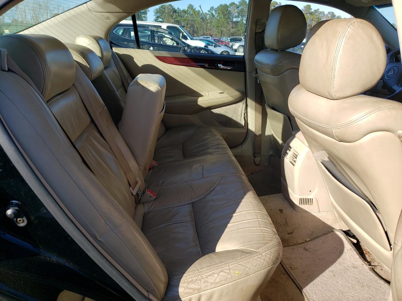 Photo 6 from auction – 2002 LEXUS ES 300 with VIN JTHBF30G725029828