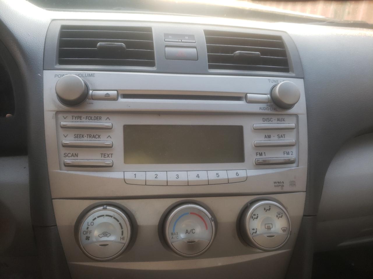 Photo 9 from auction – 2011 TOYOTA CAMRY BASE with VIN 4T1BF3EKXBU748894