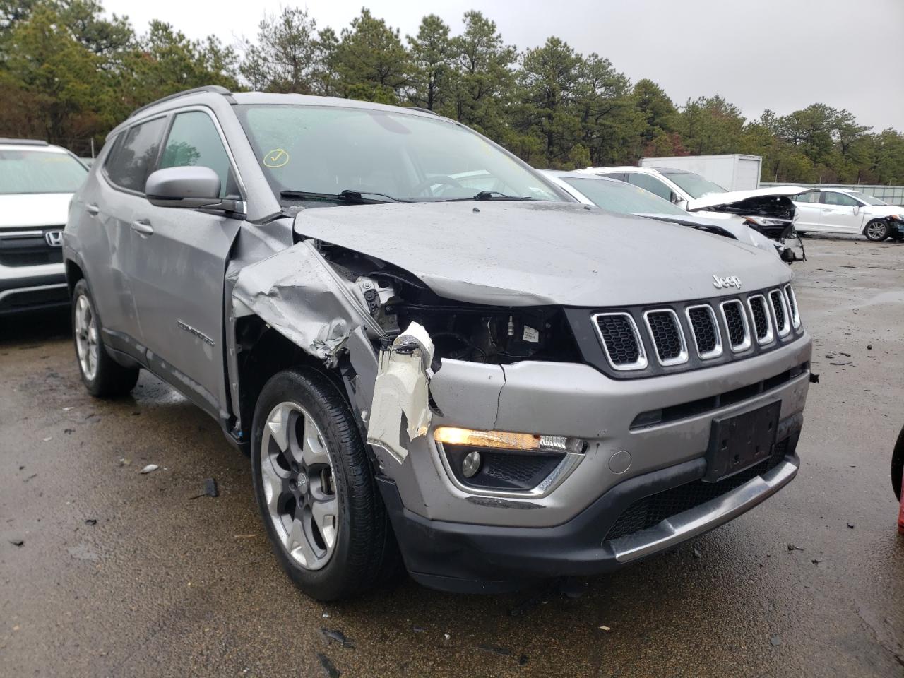 JEEP COMPASS LI 2019 z numerem VIN 3C4NJDCB1KT775954 - Zdjęcie z aukcji