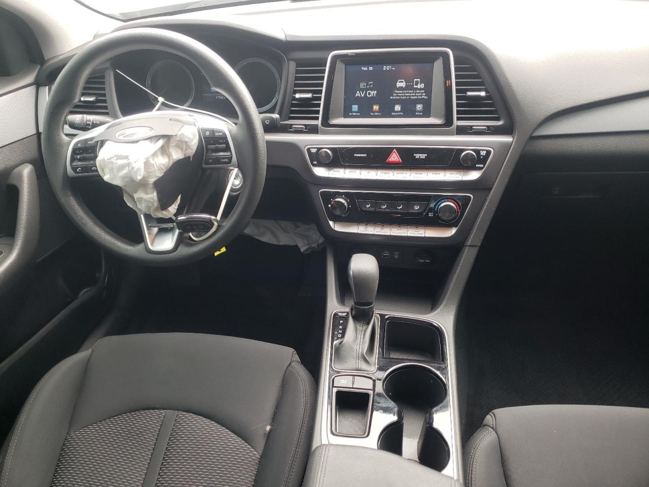 Photo 9 from auction – 2019 HYUNDAI SONATA SE with VIN 5NPE24AF2KH819396
