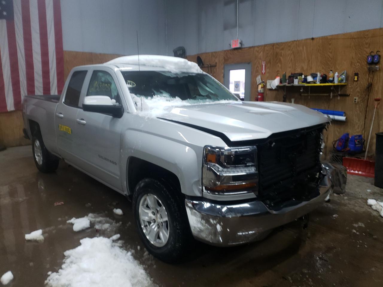 Photo 1 from auction – 2018 CHEVROLET SILVERADO with VIN 1GCVKRECXJZ330281