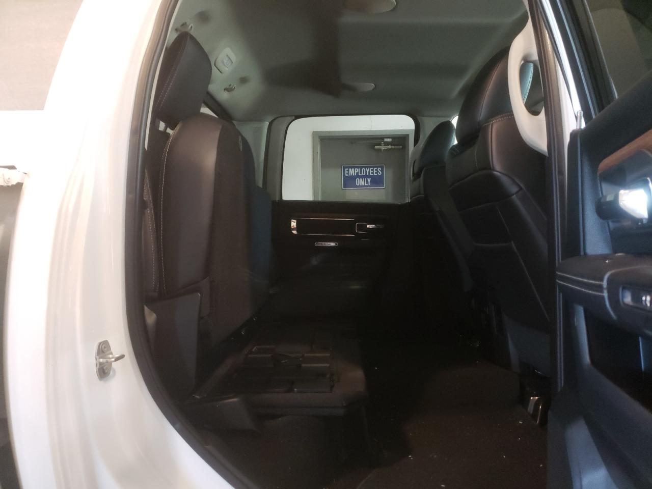 Photo 6 from auction – 2015 RAM 1500 LARAM with VIN 1C6RR7NT4FS699940