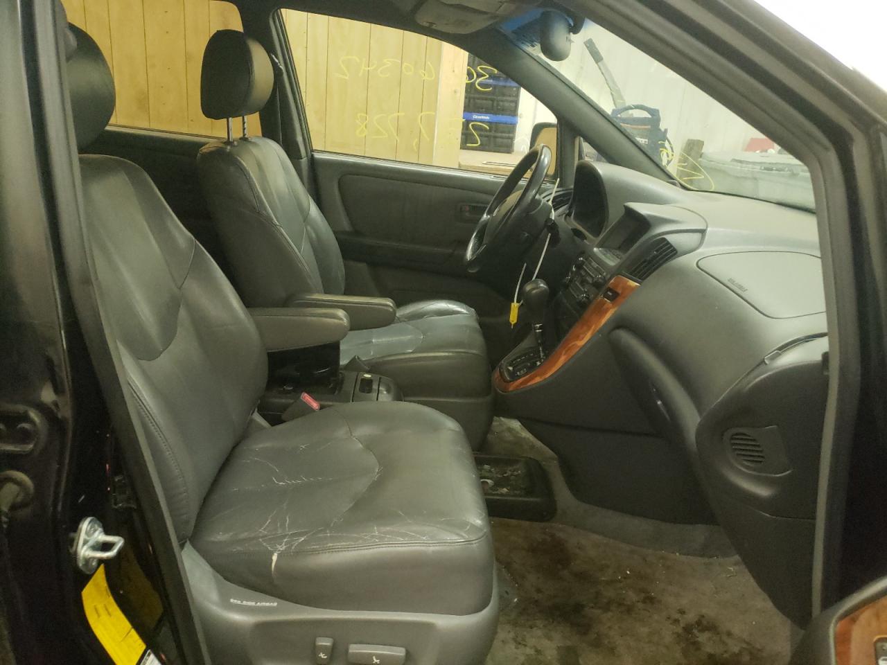 صورة رقم 5 من المزاد - 2000 LEXUS RX 300 مع VIN JT6HF10UXY0101768