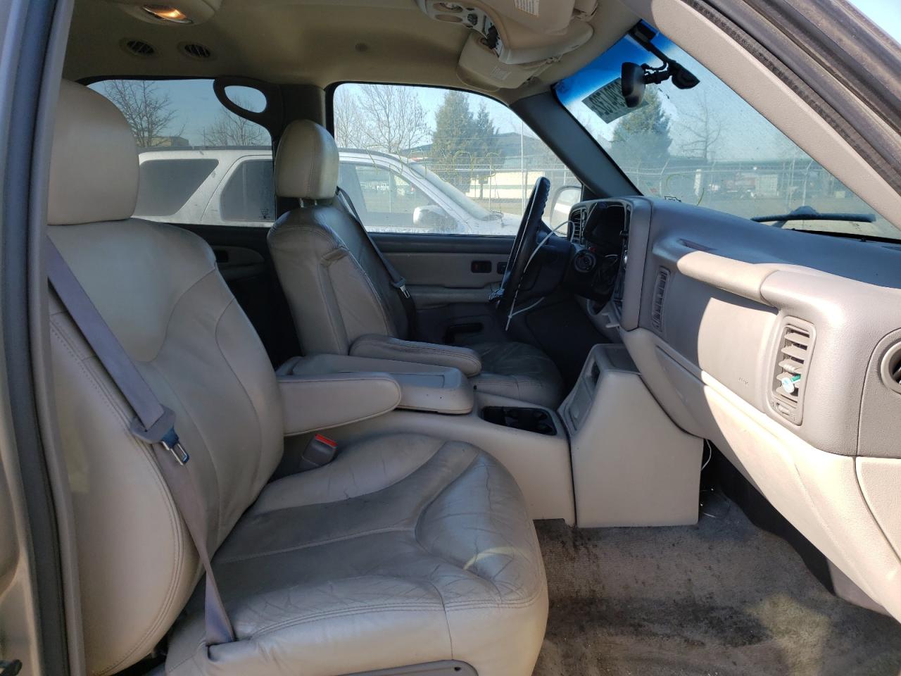 Photo 5 from auction – 2000 GMC YUKON with VIN 1GKEK13T0YJ114697