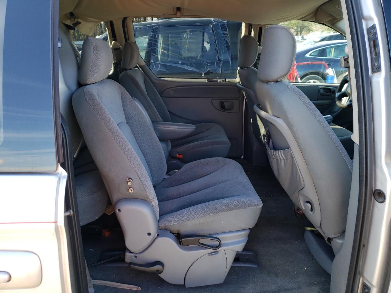 Photo 6 from auction – 2005 DODGE CARAVAN SX with VIN 1D4GP45RX5B401806