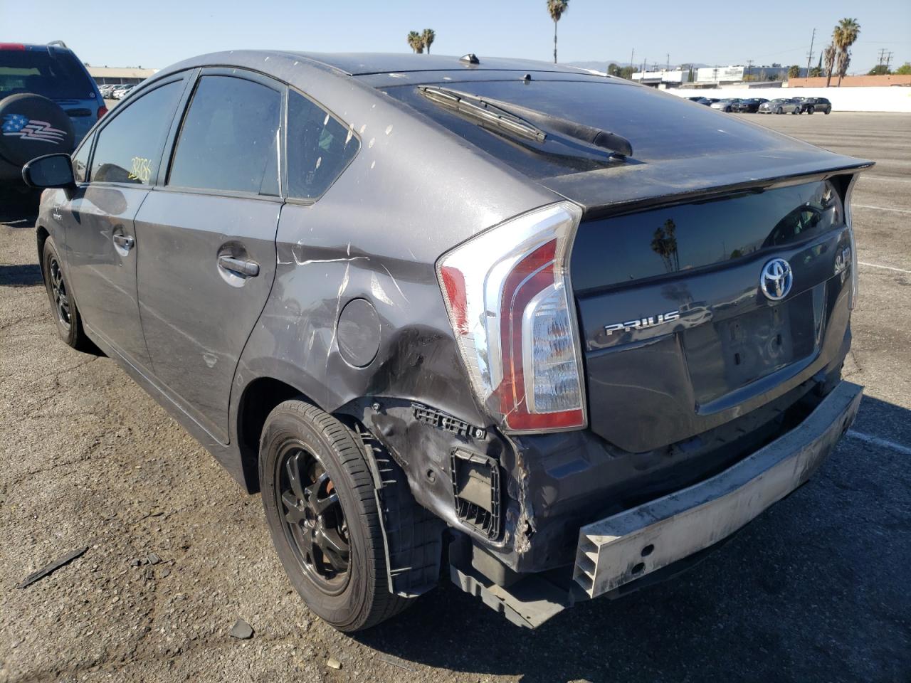 Photo 3 from auction – 2013 TOYOTA PRIUS with VIN JTDKN3DUXD5562909