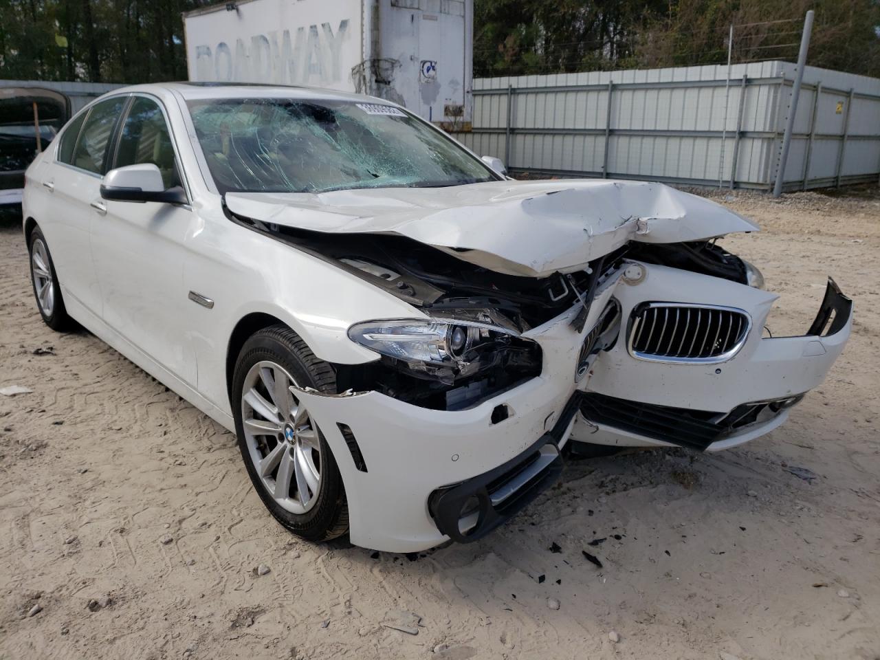 BMW 528 I 2016 with VIN WBA5A5C58GD529011 - Photo from auction