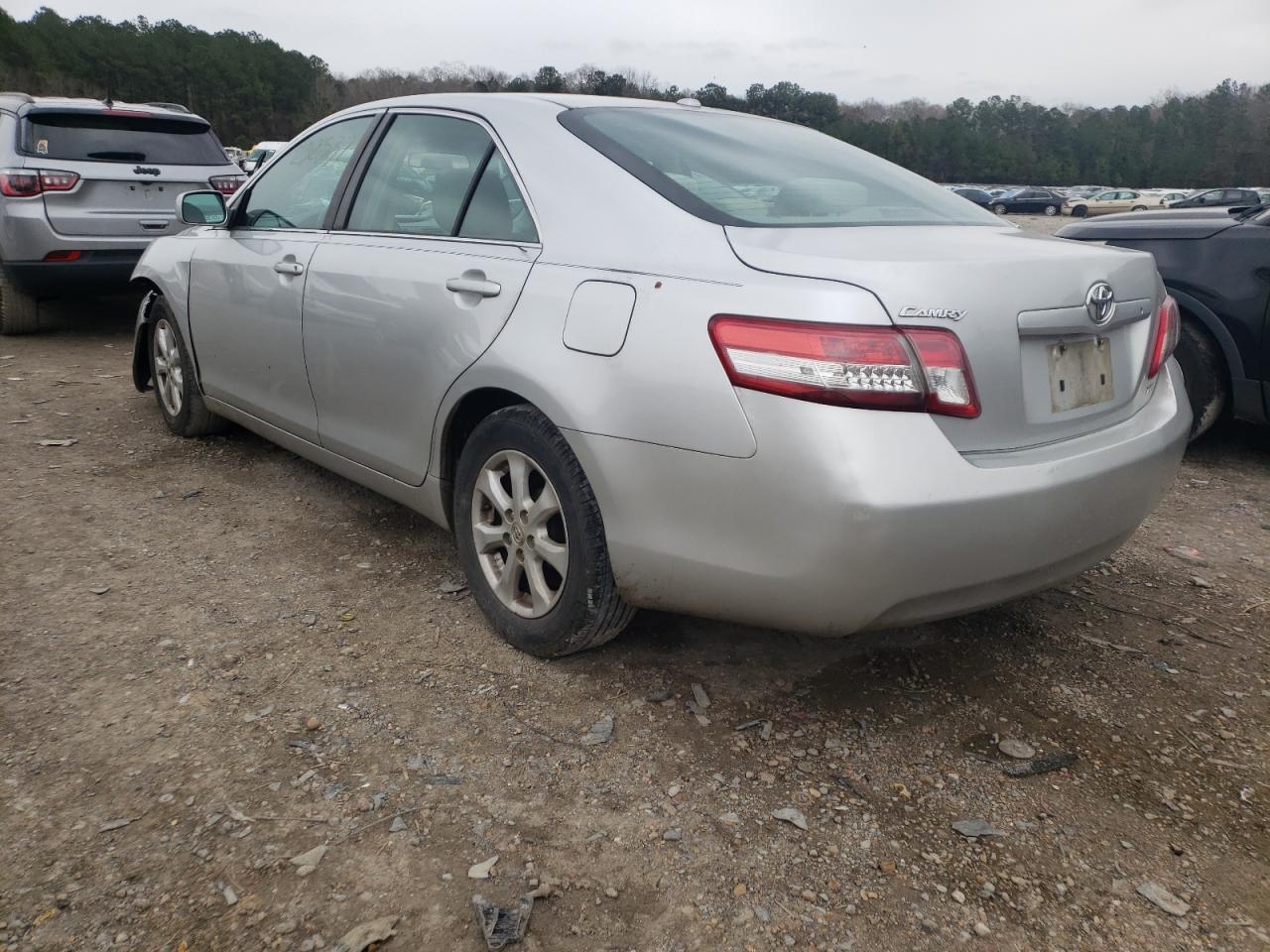Foto 3 de la subasta – 2011 TOYOTA CAMRY BASE con VIN 4T1BF3EK7BU187165