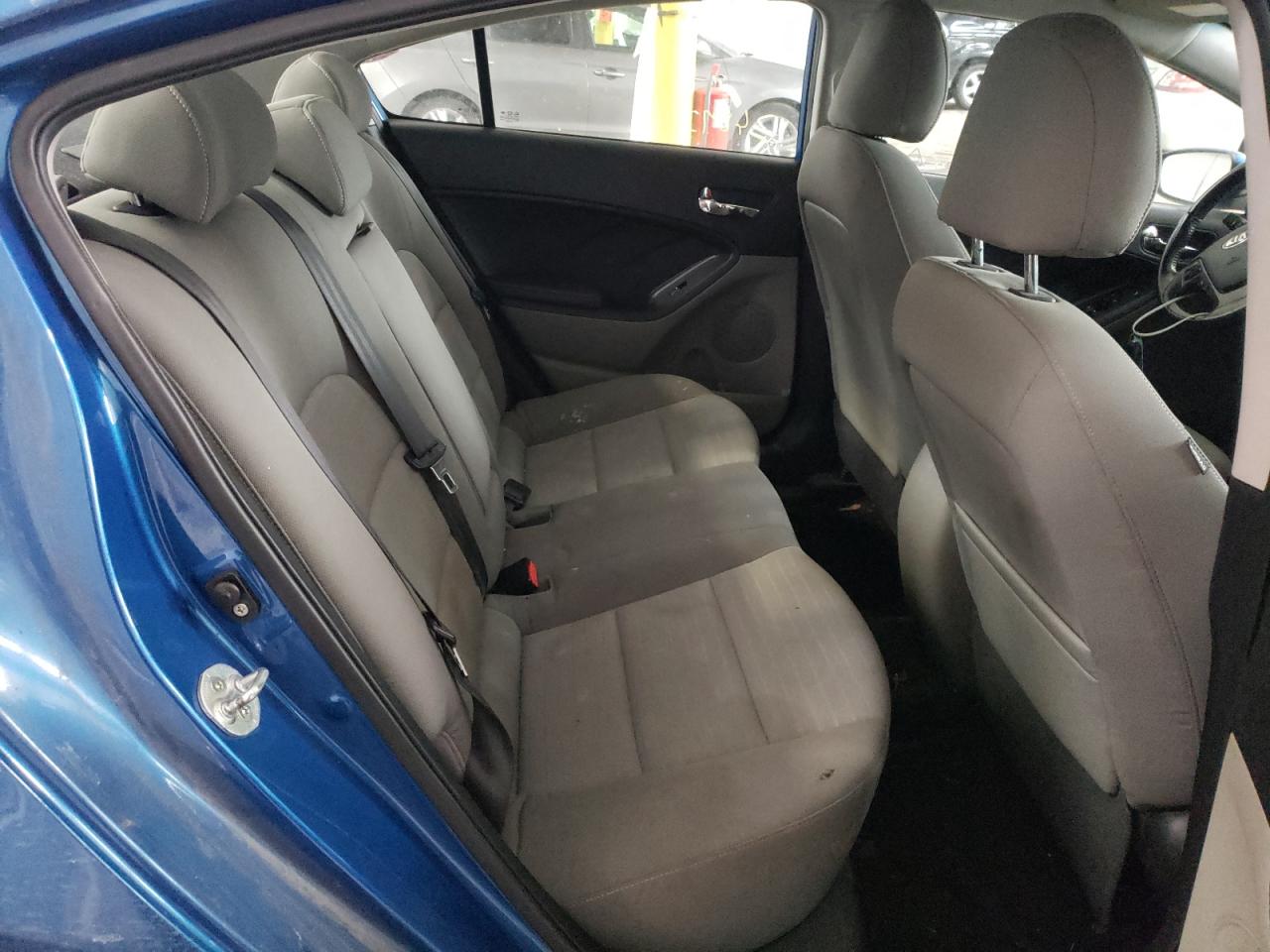 Photo 6 from auction – 2014 KIA FORTE EX with VIN KNAFX4A84E5194704