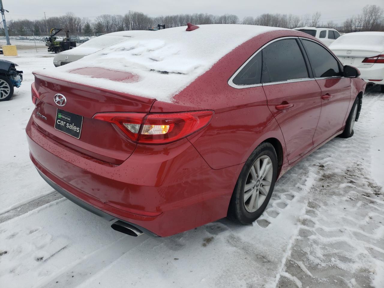 Photo 4 from auction – 2017 HYUNDAI SONATA SE with VIN 5NPE24AF6HH564387