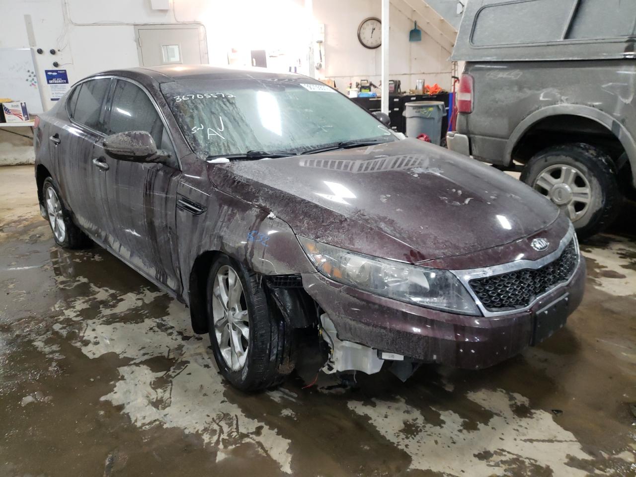 KIA OPTIMA EX 2013 with VIN 5XXGN4A77DG097284 - Photo from auction