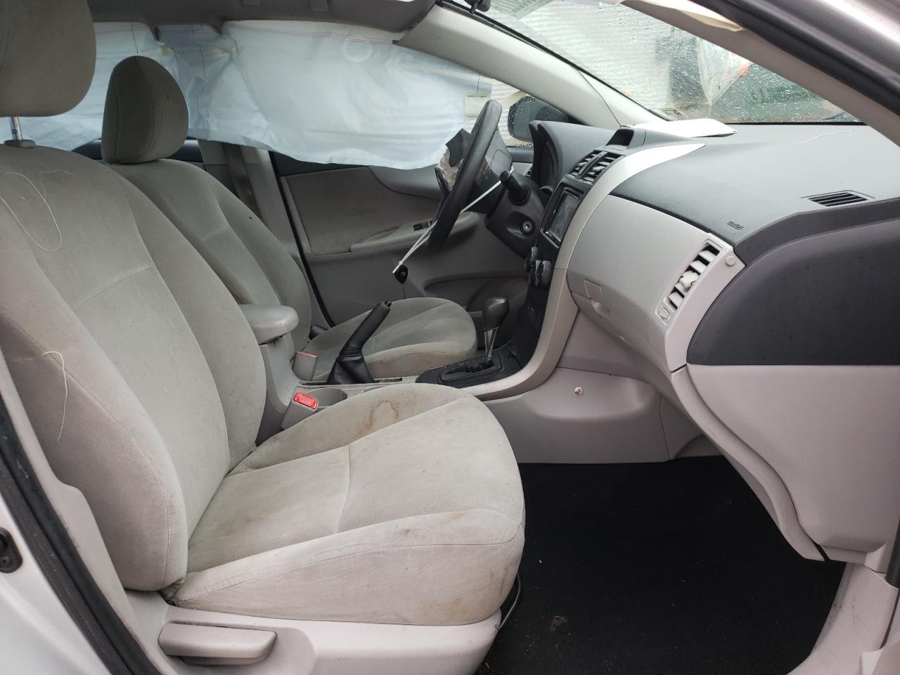 Foto 5 de la subasta – 2013 TOYOTA COROLLA BA con VIN 2T1BU4EE1DC064987