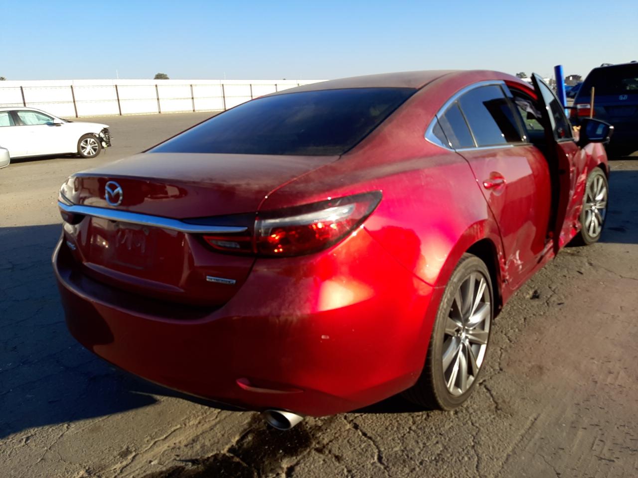 Photo 4 from auction – 2020 MAZDA 6 TOURING with VIN JM1GL1VM7L1520606