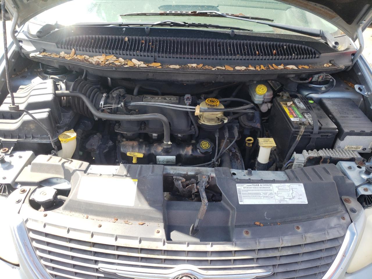 Photo 7 from auction – 2003 CHRYSLER TOWN & COU with VIN 2C4GP44383R353117