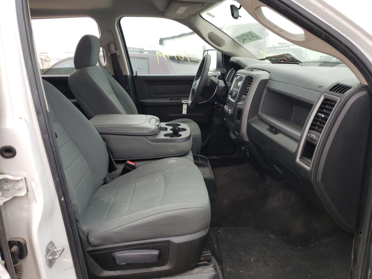 Photo 5 from auction – 2017 RAM 2500 ST with VIN 3C6TR4HT9HG568013