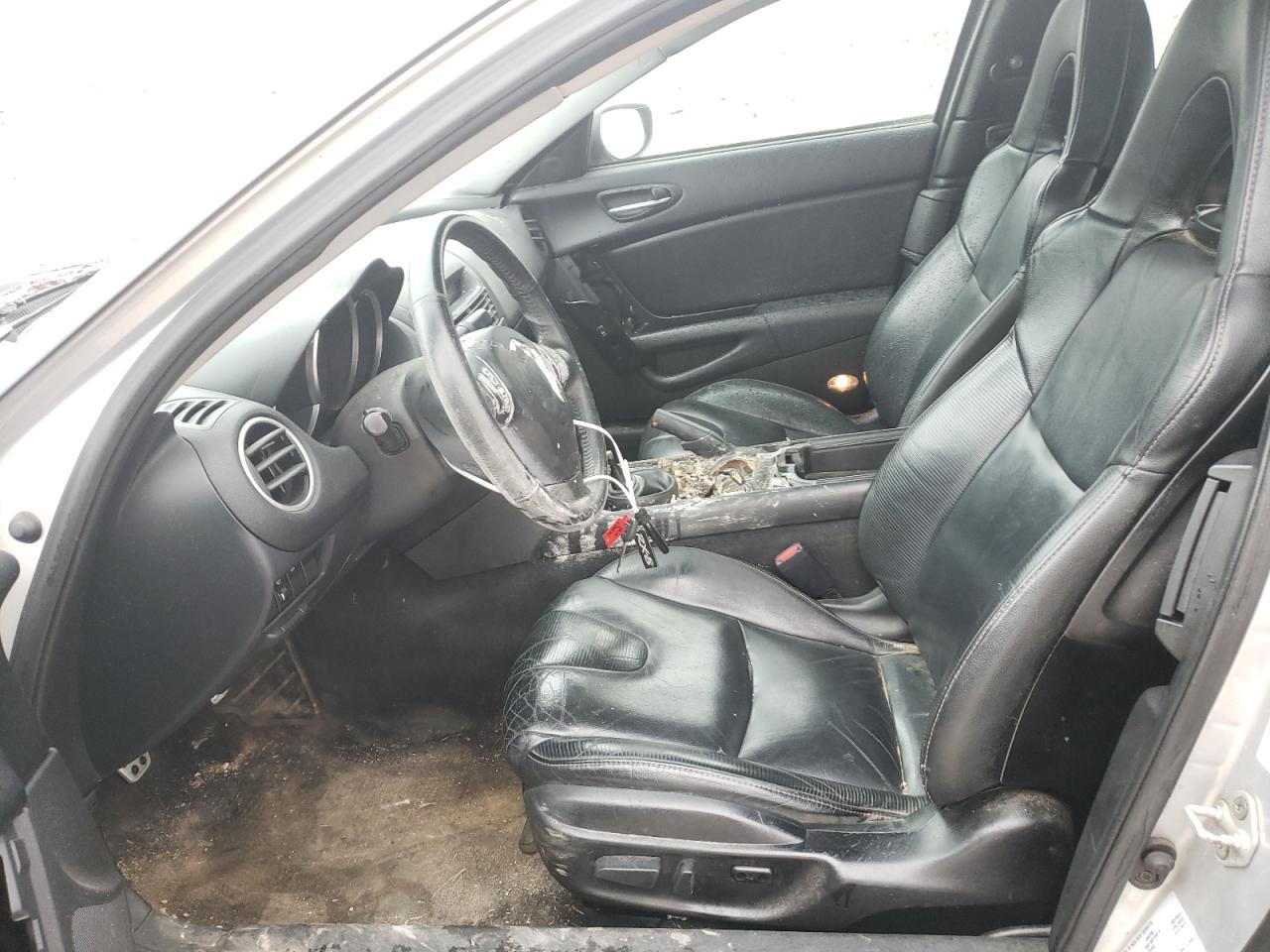 Photo 5 from auction – 2004 MAZDA RX8 with VIN JM1FE173540116205